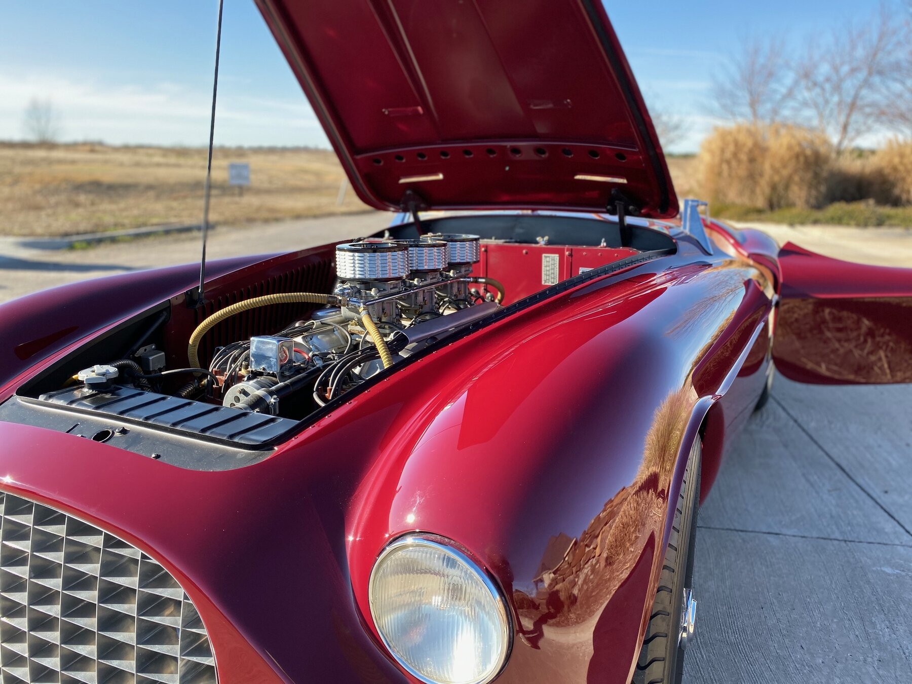 V12